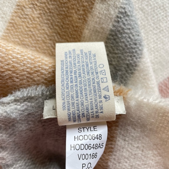 Lucky Brand cozy poncho wrap with open front - Picture 6 of 7